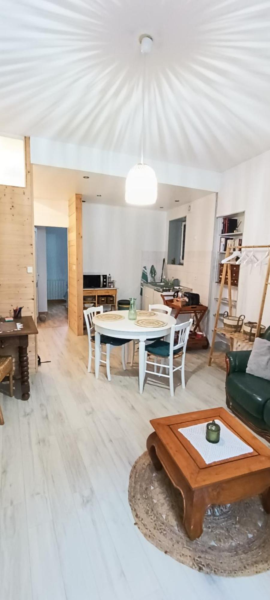 Appartement Cosy A 2 Pas Des Rues Pietonnes シャロン・シュル・ソーヌ エクステリア 写真